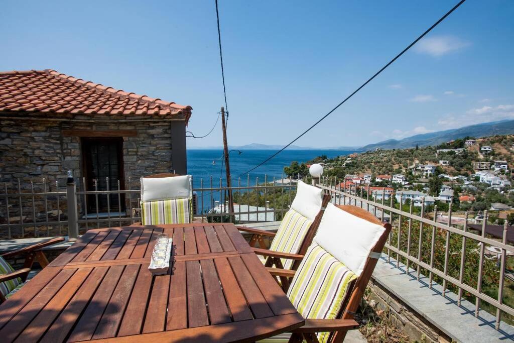 ¨Με Θέα Το Ηλιοβασίλεμα¨ Villa Áfissos Buitenkant foto