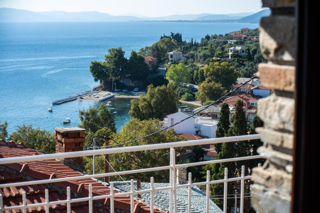 ¨Με Θέα Το Ηλιοβασίλεμα¨ Villa Áfissos Buitenkant foto